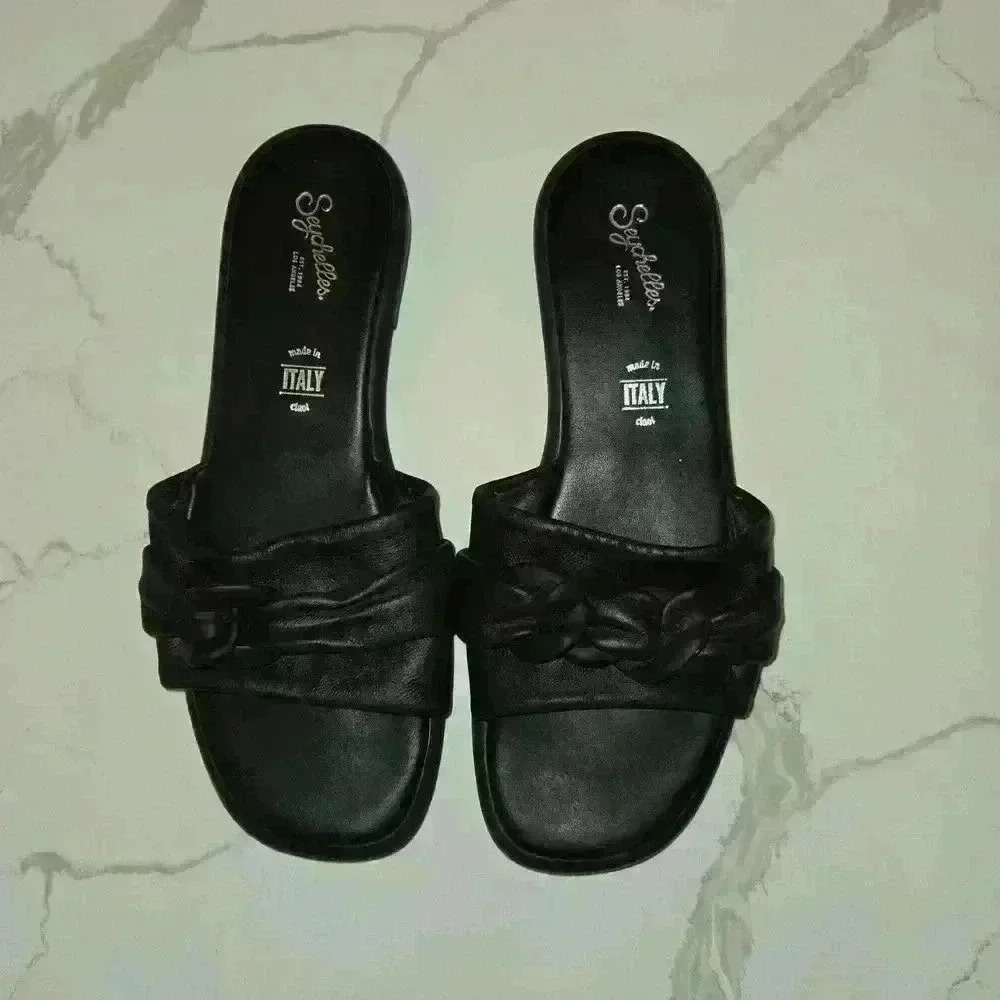 Seychelles Tulum Made In Italy Flats Round Toe Leather Sandals Black Size 9